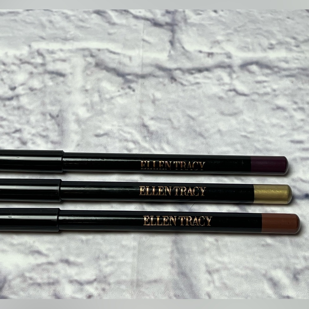 2/$8 ‼️ Set of 3 Ellen Tracy Eyeliner Pencils